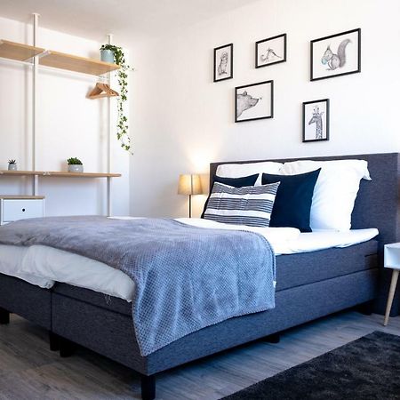 Helles Design-Appartement An Der Messe Есен Екстериор снимка