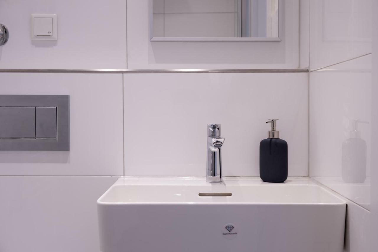 Helles Design-Appartement An Der Messe Есен Екстериор снимка